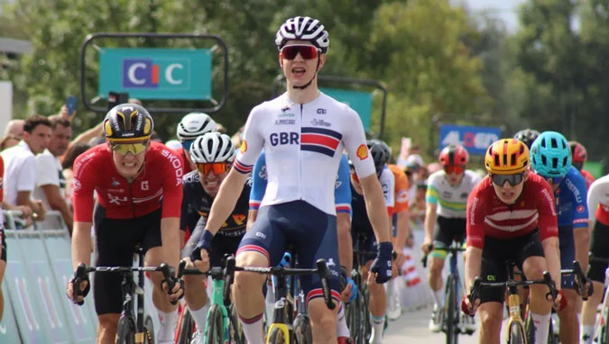 Elliot Rowe vince la terza tappa del Tour de lAvenir (https://www.larenaissancehebdo.fr)