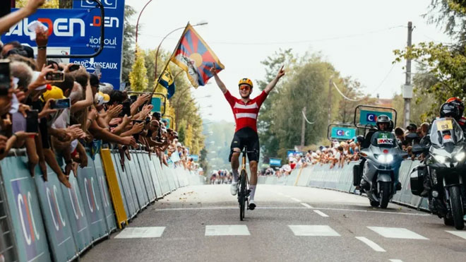 Bévort vince la terza tappa della corsa transalpina (foto Tour de lAvenir)