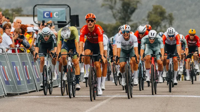 Kockelmann vince in volata la 5a tappa del Tour de lAvenir (foto Tour de lAvenir)