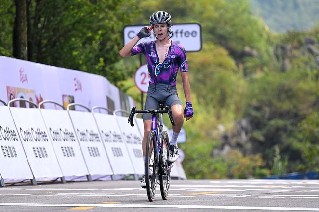 Double si impone sul traguardo più impegnativo del Tour of Guangxi (foto Tim de Waele/Getty Images)