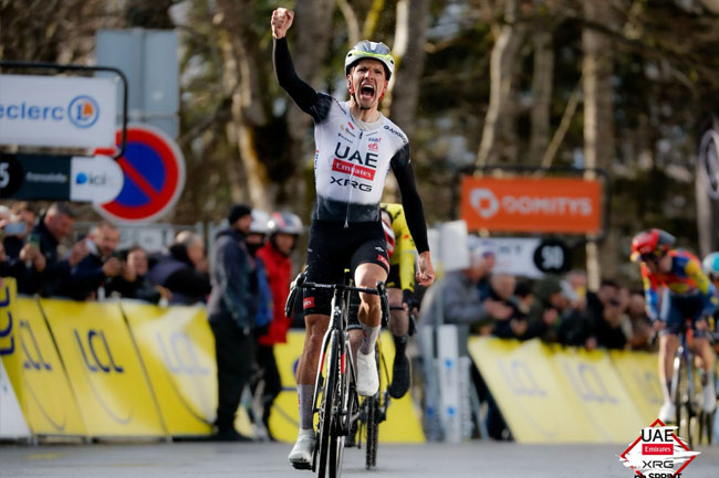Almeida vince a La Loges des Gardes (www.uaeteamemirates.com)