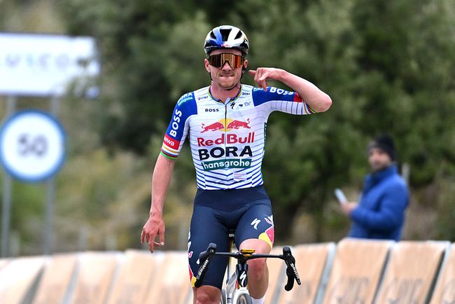 Evenepoel si impone del Trofeo Serra de Tramuntana (foto Tim de Waele/Getty Images)