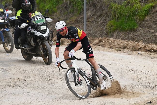 Tim Wellens in azione sugli sterrati dellAndalusia (foto Dario Belingheri/Getty Images)